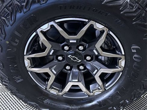 New 2026 Chevrolet Colorado ZR2 w/ Technology Package image 33