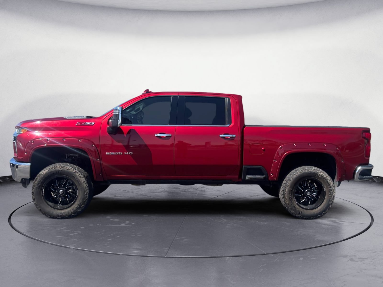 Used 2020 Chevrolet Silverado 2500 LTZ w/ LTZ Premium Package AWD/4WD image 3