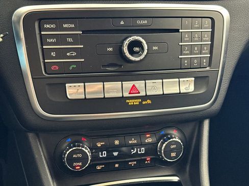 Certified 2019 Mercedes-Benz GLA 250 image 25
