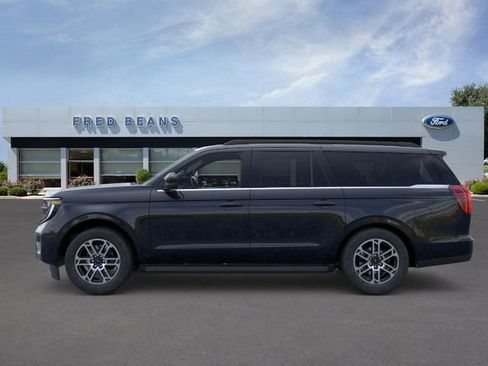 New 2025 Ford Expedition Max Active image 4