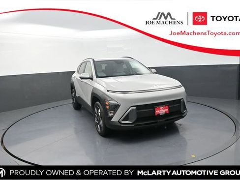 Used 2025 Hyundai Kona SEL AWD/4WD image 1