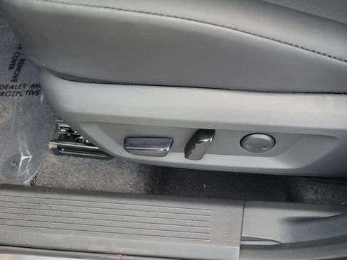 New 2026 Nissan Rogue Dark Armor AWD/4WD image 17