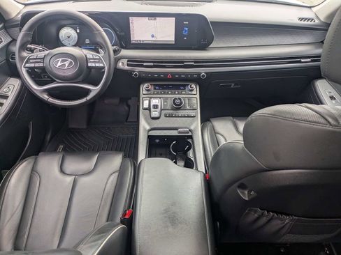 Used 2024 Hyundai Palisade Limited FWD image 16