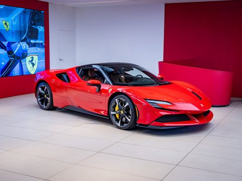 Certified 2025 Ferrari SF90 Spider image 27