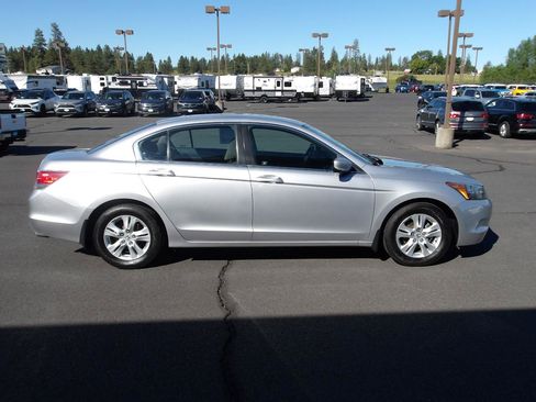 Used 2009 Honda Accord LX-P image 6
