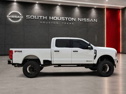 Used 2025 Ford F250 XLT w/ FX4 Off-Road Package AWD/4WD image 5