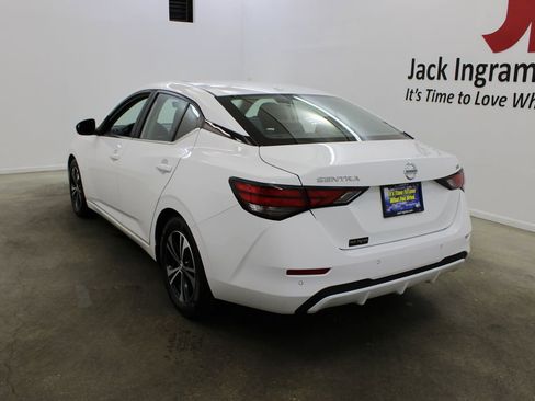 Used 2021 Nissan Sentra SV w/ Electronics Package FWD image 3
