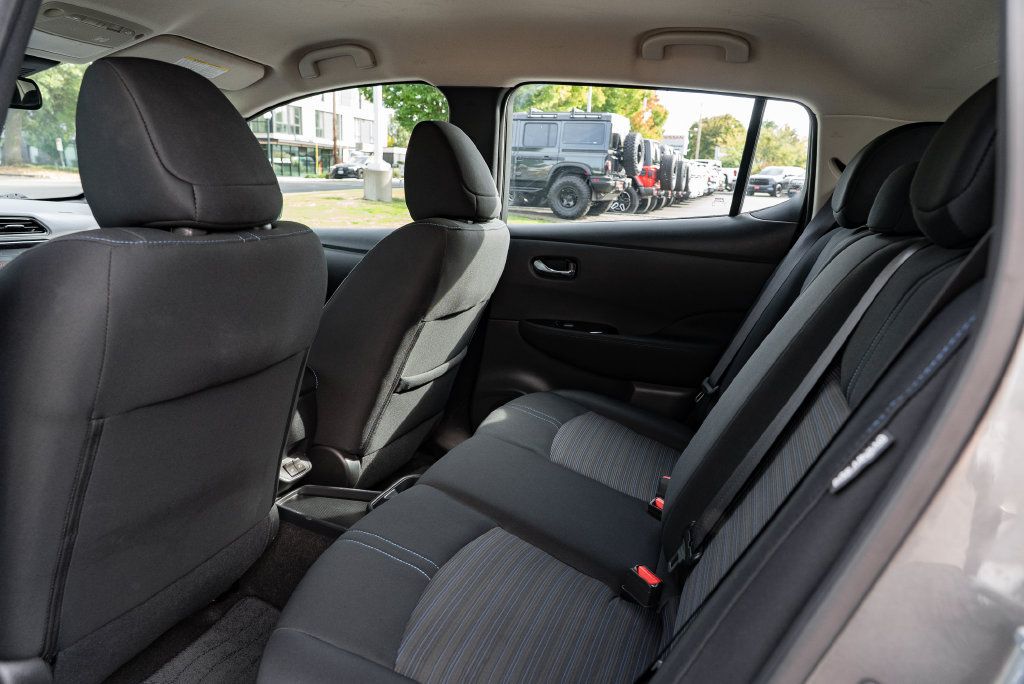 Used 2025 Nissan Leaf SV Plus FWD image 24