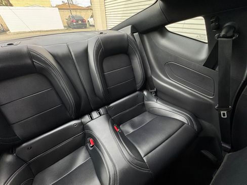 Used 2024 Ford Mustang Premium image 33