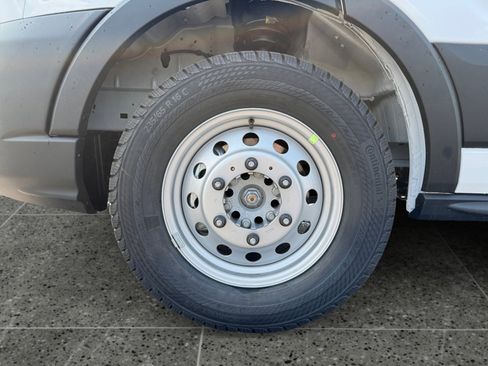 New 2025 Ford Transit 250 148 Medium Roof Extended AWD image 9