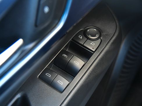Used 2025 Chevrolet Equinox EV LT FWD image 41