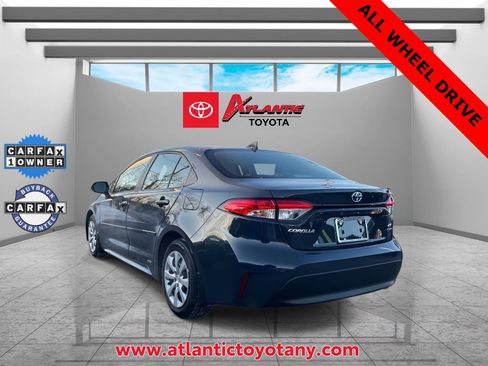 Used 2025 Toyota Corolla LE image 2