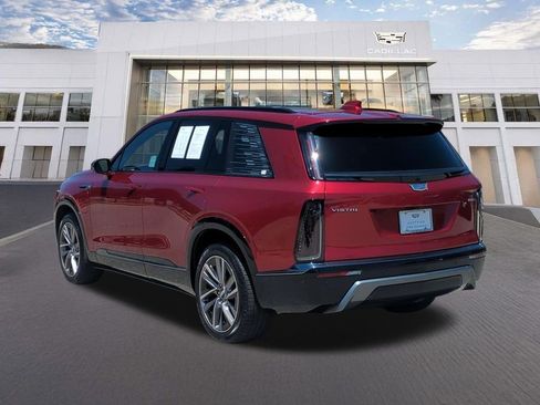 Certified 2026 Cadillac Vistiq Sport w/ LPO, Floor Liner Package AWD/4WD image 8