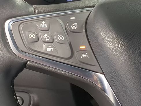 Used 2024 Chevrolet Equinox Premier AWD/4WD image 29