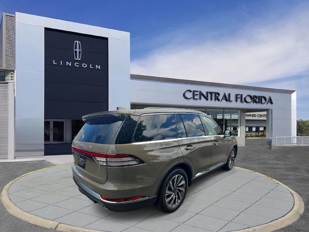 New 2026 Lincoln Aviator 2WD image 3