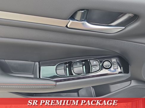 New 2025 Nissan Altima 2.5 SR w/ SR Premium Package image 12