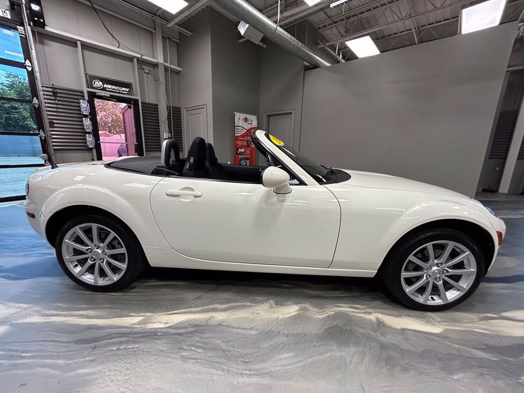 Used 2007 MAZDA MX-5 Miata Touring RWD image 22