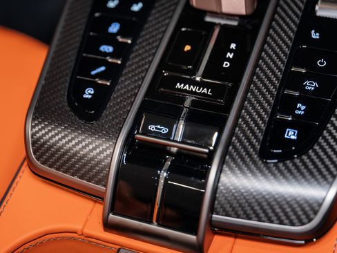 New 2026 Aston Martin Vanquish Convertible image 35