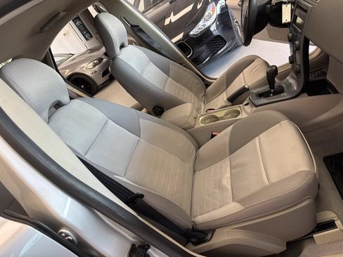 Used 2007 Volvo S40 2.4i FWD image 19
