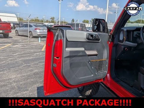 Used 2023 Ford Bronco Badlands w/ Sasquatch Package image 19