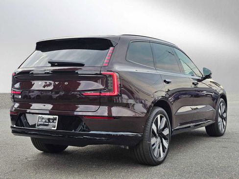 New 2025 Volvo EX90 Ultra w/ Protection Package Premier image 7