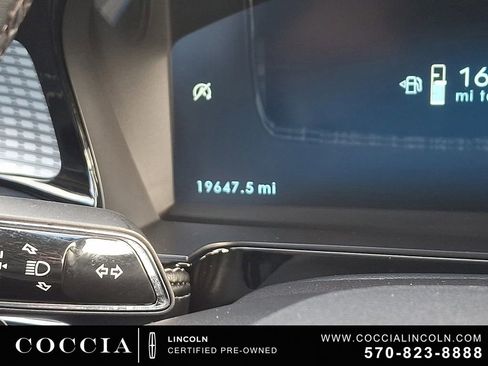 Certified 2024 Lincoln Corsair AWD image 21