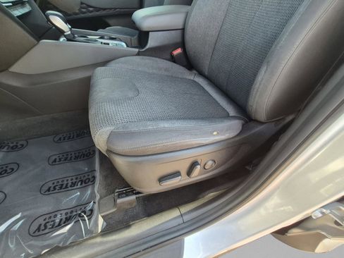 Used 2019 Hyundai Santa Fe SEL FWD image 19