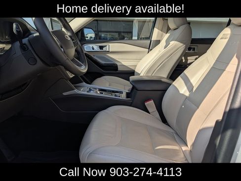Used 2023 Ford Explorer Platinum w/ Technology Package AWD/4WD image 27