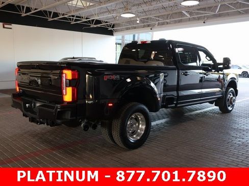 Used 2025 Ford F350 Platinum image 4