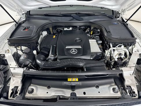 Certified 2019 Mercedes-Benz GLC 300 image 33