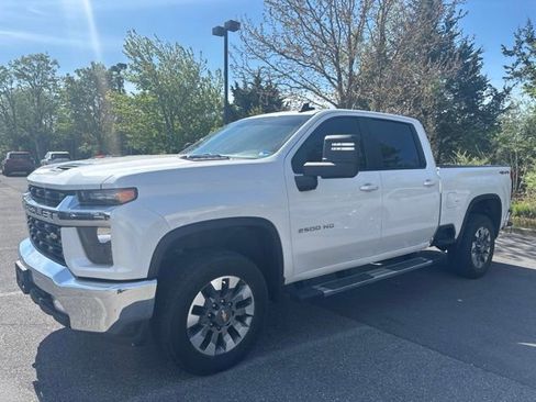 Used 2022 Chevrolet Silverado 2500 LT w/ All Star Edition AWD/4WD image 1