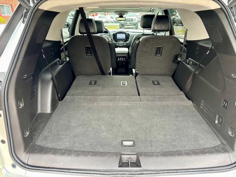 Used 2019 Chevrolet Traverse High Country image 35