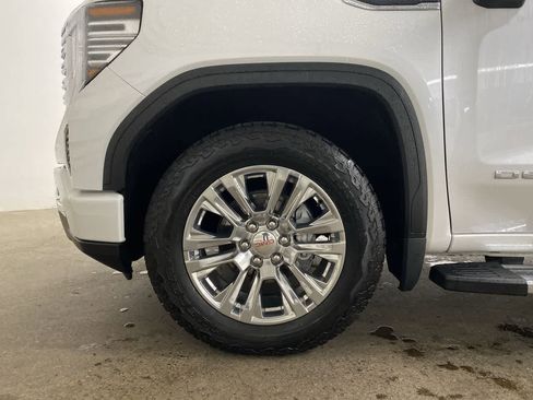 Used 2023 GMC Sierra 1500 Denali w/ Technology Package image 11