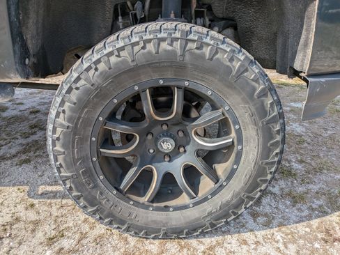Used 2018 Chevrolet Silverado 1500 LT w/ All Star Edition AWD/4WD image 8