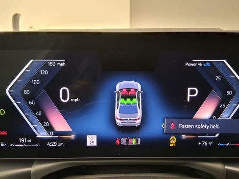 New 2026 BMW 330i Sedan w/ Convenience Package RWD image 17