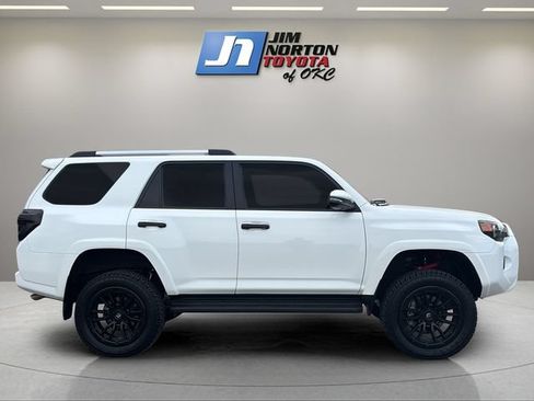 Used 2023 Toyota 4Runner SR5 Premium w/ Moonroof Package AWD/4WD image 4