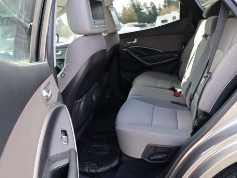 Used 2017 Hyundai Santa Fe Sport image 7