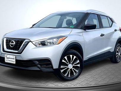 Used 2019 Nissan Kicks S