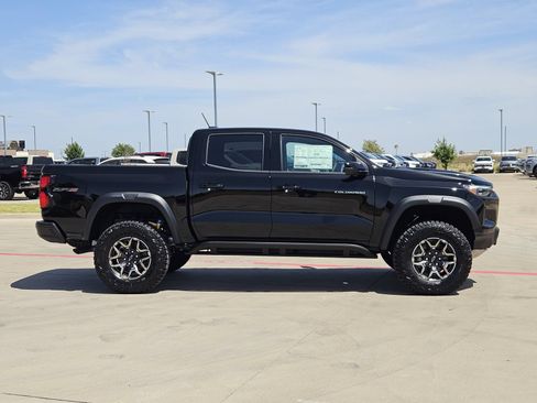 New 2026 Chevrolet Colorado ZR2 w/ Technology Package AWD/4WD image 7