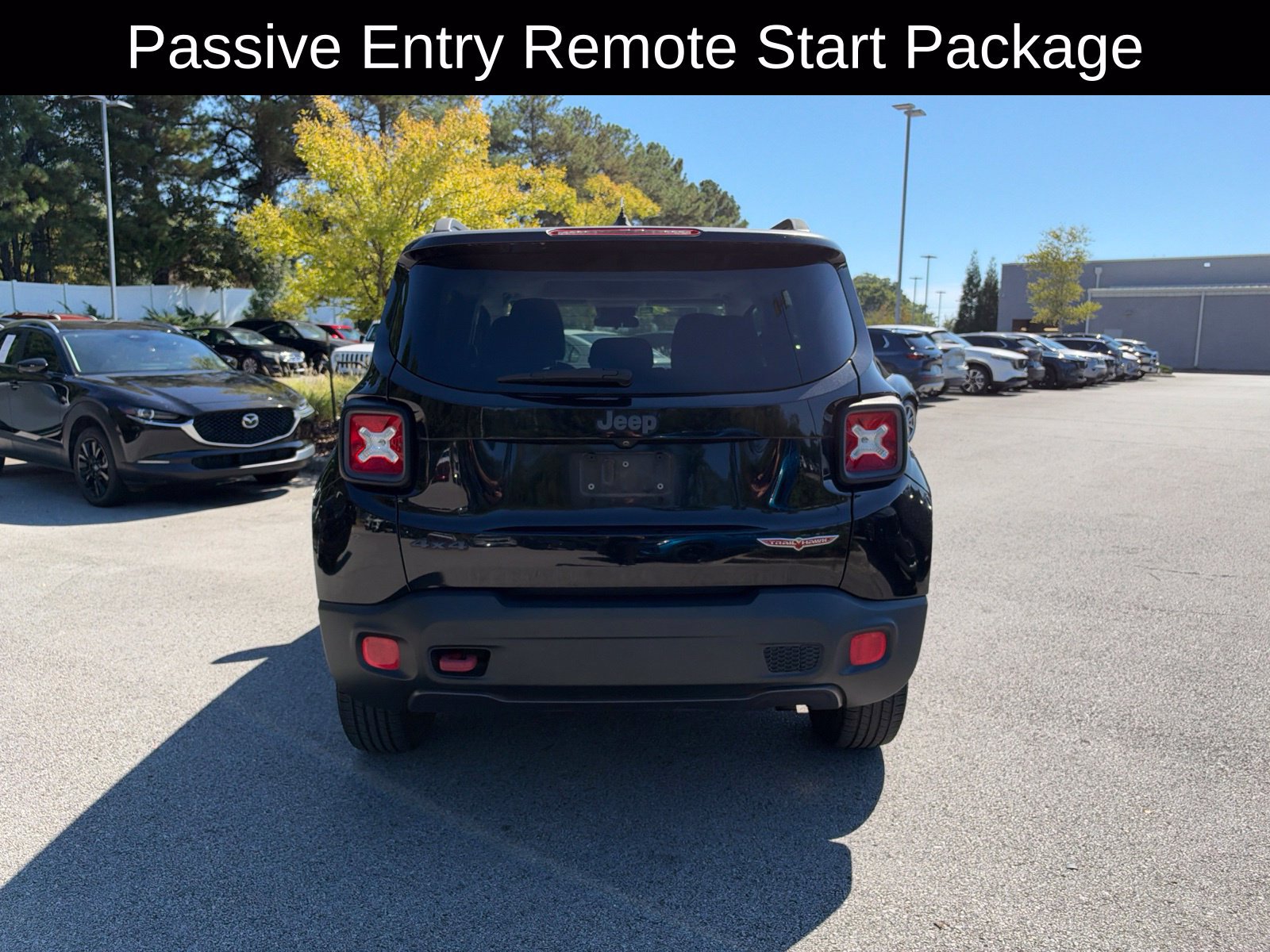 Used 2017 Jeep Renegade Trailhawk w/ Safety & Security Group AWD/4WD image 4