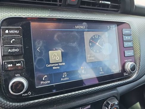 Used 2022 Nissan Kicks SV FWD image 18