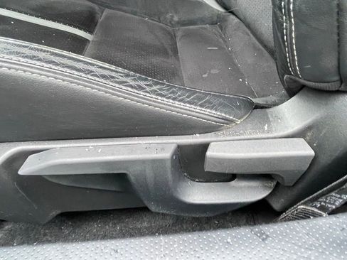 Used 2024 Toyota GR86 Premium image 19