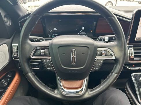 Used 2020 Lincoln Navigator Reserve w/ Equipment Group 208A Reserve AWD/4WD image 14