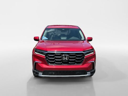 Used 2025 Honda Pilot EX-L image 8
