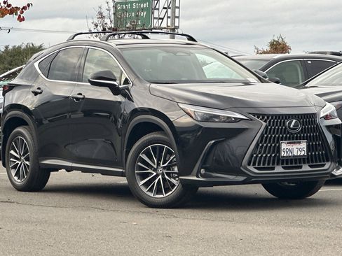 Used 2025 Lexus NX 350h AWD w/ Premium Package image 2