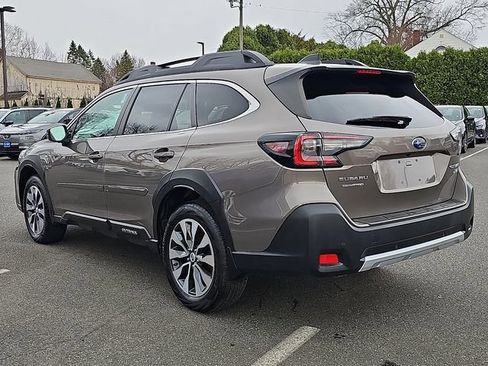 Used 2023 Subaru Outback Limited XT AWD/4WD image 5