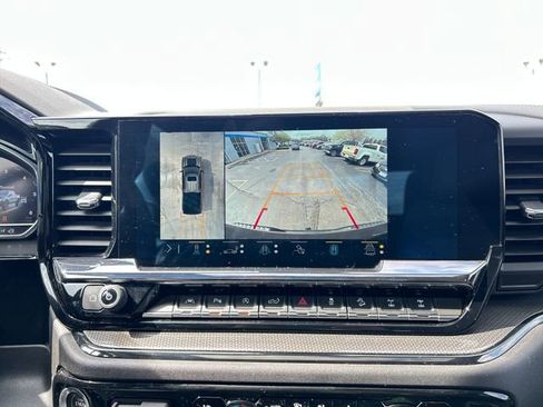 Certified 2023 Chevrolet Silverado 1500 ZR2 w/ Technology Package AWD/4WD image 39