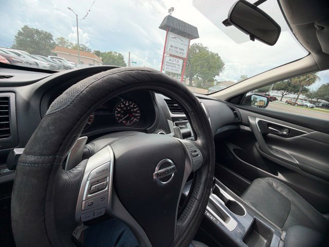 Used 2018 Nissan Altima 2.5 SR FWD image 16