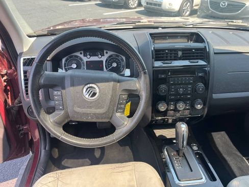 Used 2010 Mercury Mariner Premier FWD image 18