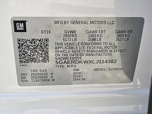 Used 2020 Buick Enclave Avenir w/ Avenir Technology Package FWD image 29